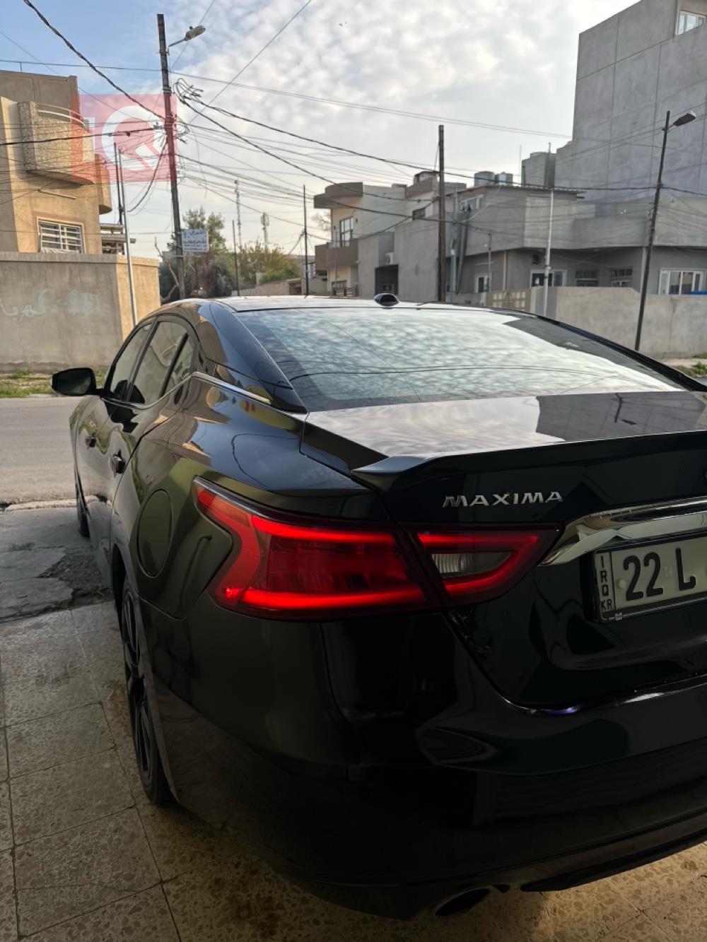 نيسان ماكسيما